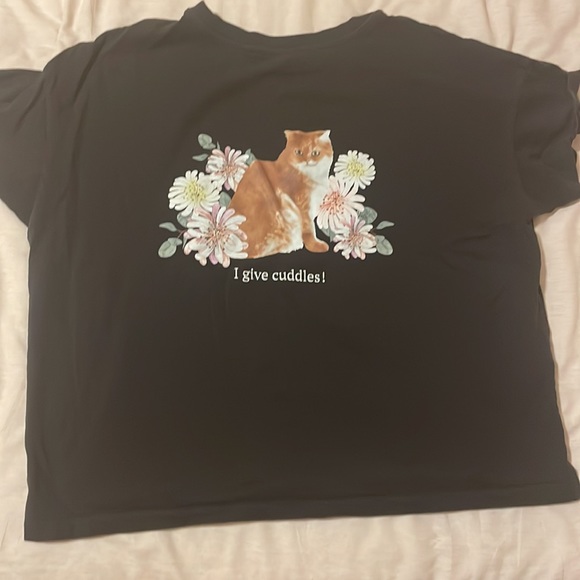 UNIQULO x Paul & Joe Graphic Tee - Picture 4 of 5